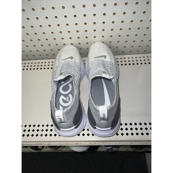 Nike React Phantom Run Flyknit 2 Womens Athletic Slip On Running Shoes Size 9.5 - Picture 2 of 8